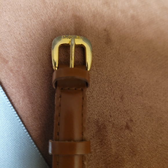 Watch - Picture 2 of 5